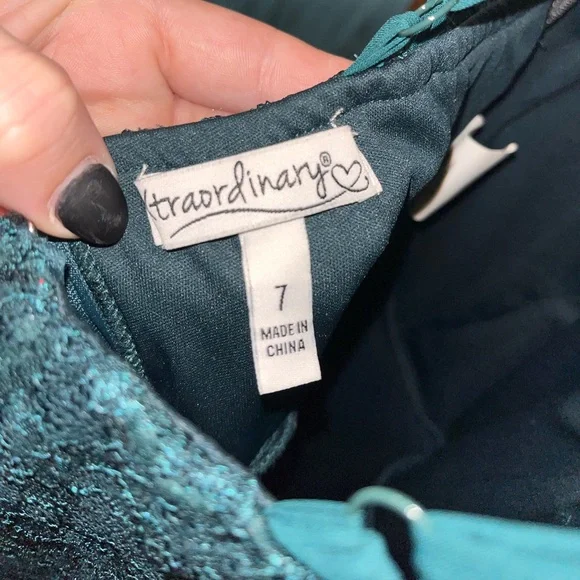 Short above knee length dress good condition size 7 green - Picture 3 of 3